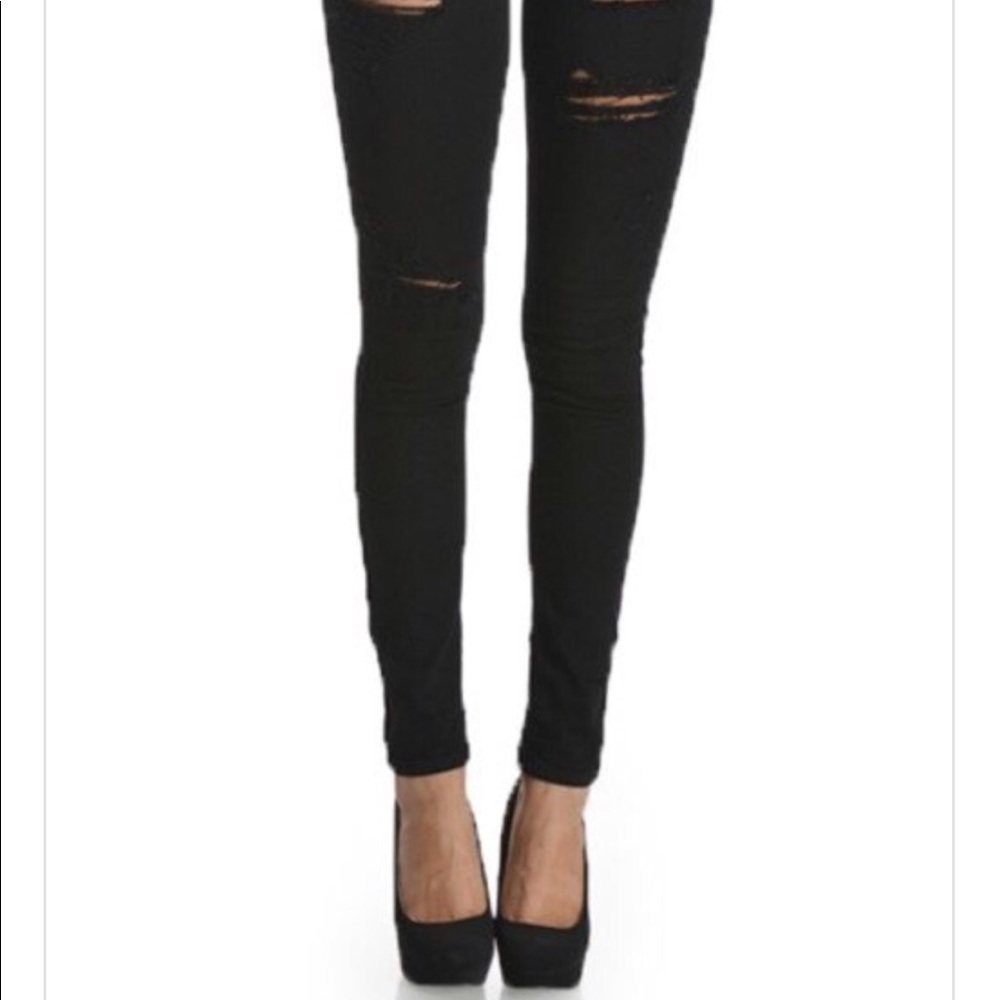 🖤CLEARANCE✨ Destroyed Junior Size Skinny Jeans - Picture 2 of 7